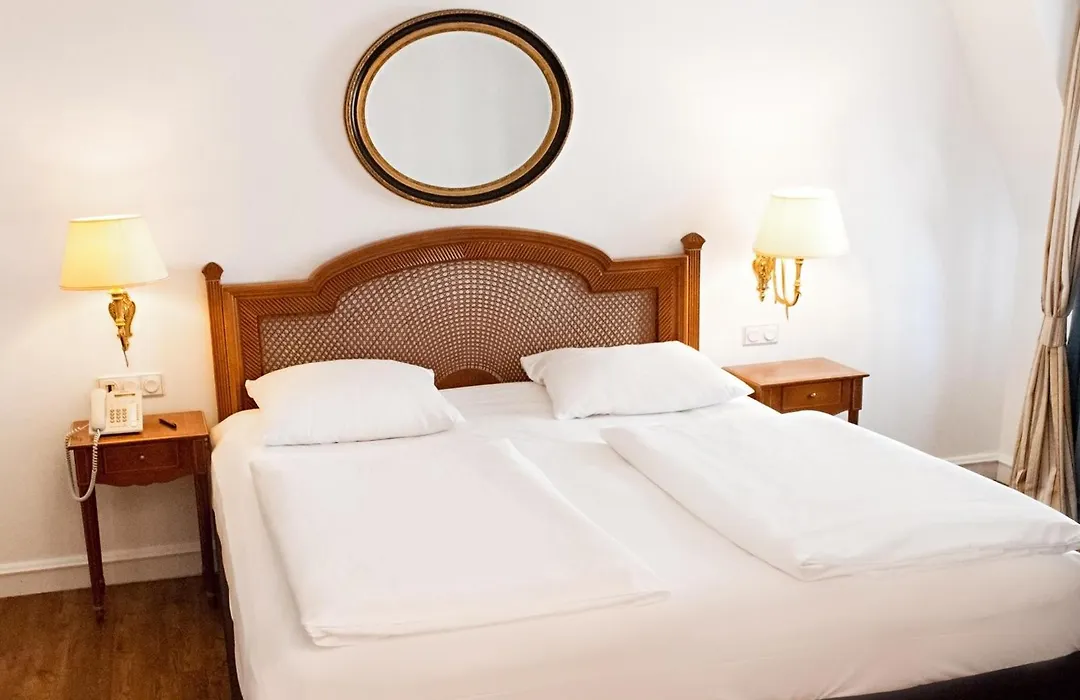DORMERO Hotel Halle-1